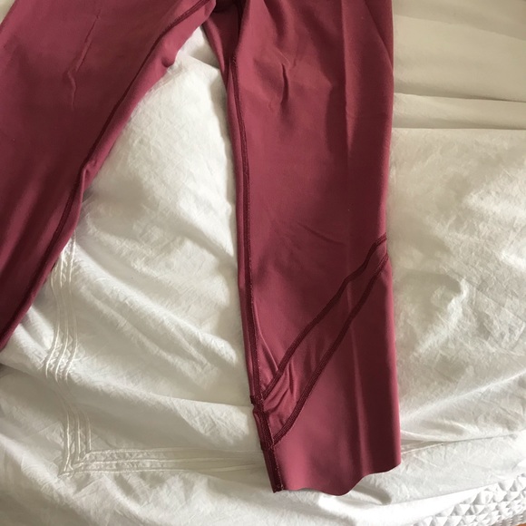 Lululemon dusty rose mauve wunder under scallop leggings - Picture 3 of 6